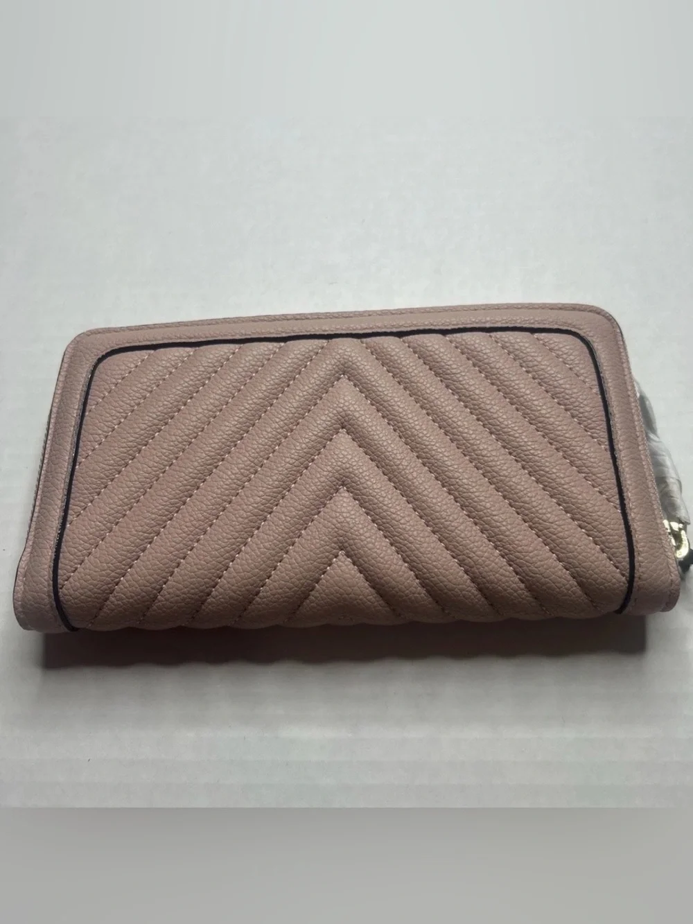 Victoria's Secret Blush Quilted Zip-Around Wallet with Gold Logo - Picture 2 of 4